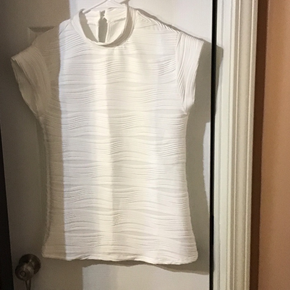 Elegant White Textured Women's Top